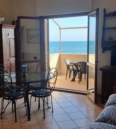 Vero Fronte Mare Apartamento Ladispoli